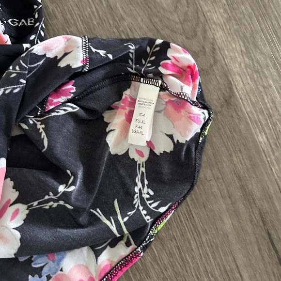 Vintage Dolce & Gabbana Underwear Stretch Logo Band T-Shirt - Picture 4 of 8